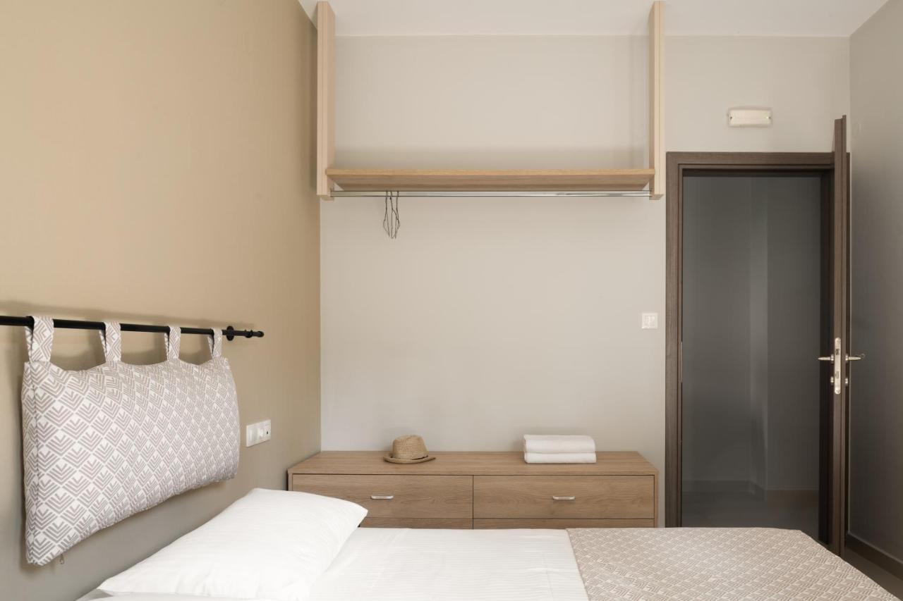 Mela Luxury Apartments Maroulas Luaran gambar