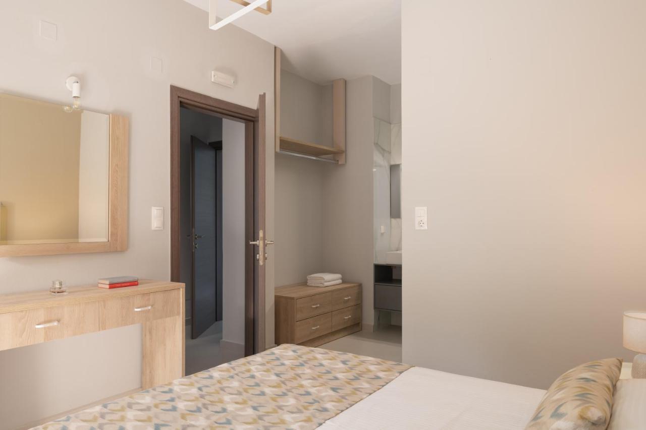 Mela Luxury Apartments Maroulas Luaran gambar